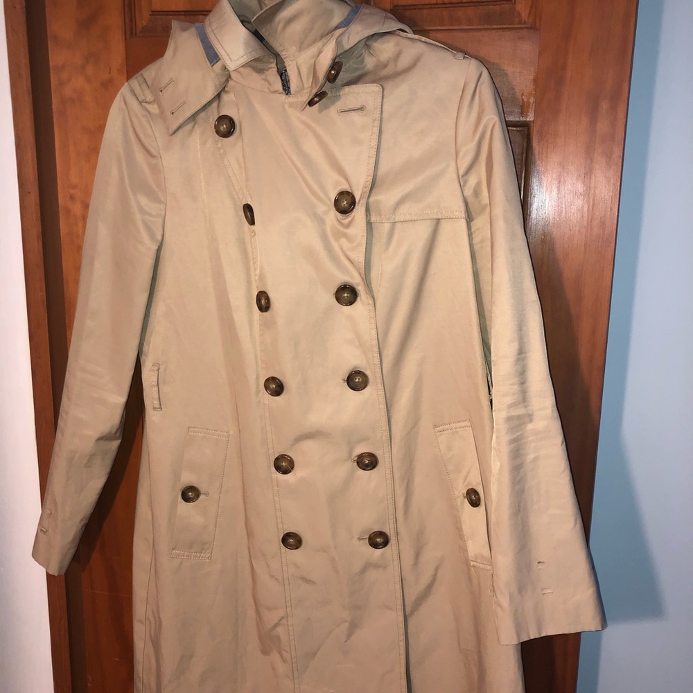Final Price! Bass & Co Trench Missing Belt